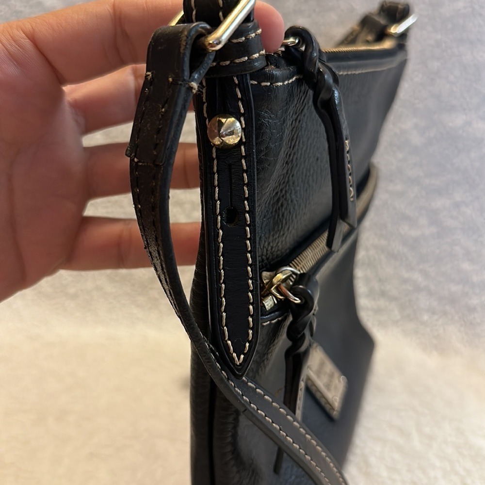 Black on Black Pebble leather Dooney & Bourke Shoulder Bag - Picture 9 of 16